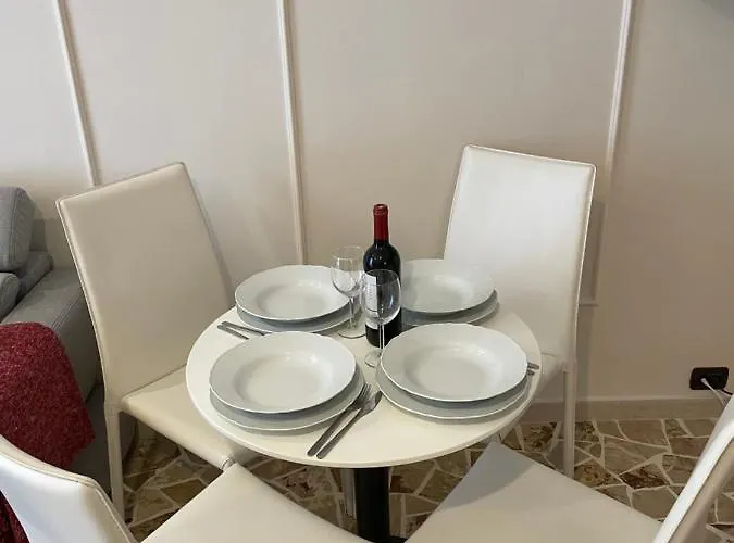 Two Balcony Apartamento